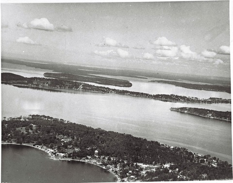 Unknown-South-Aerial-view-of-Lake-Macquarie-and-Pulbah-Island-looking-south-photo-ref-342.jpg